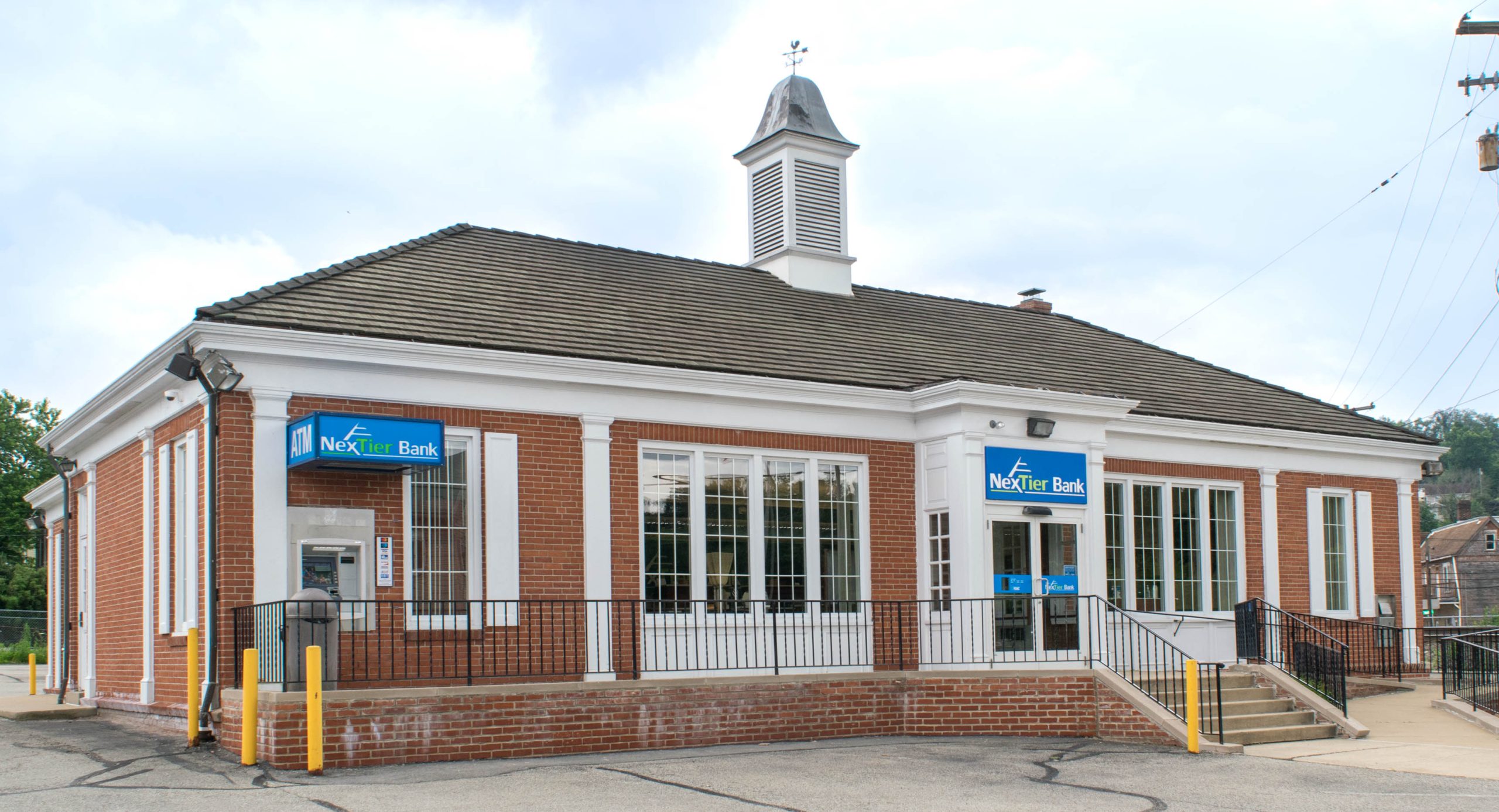 Photo of NexTier Bank Manor Office